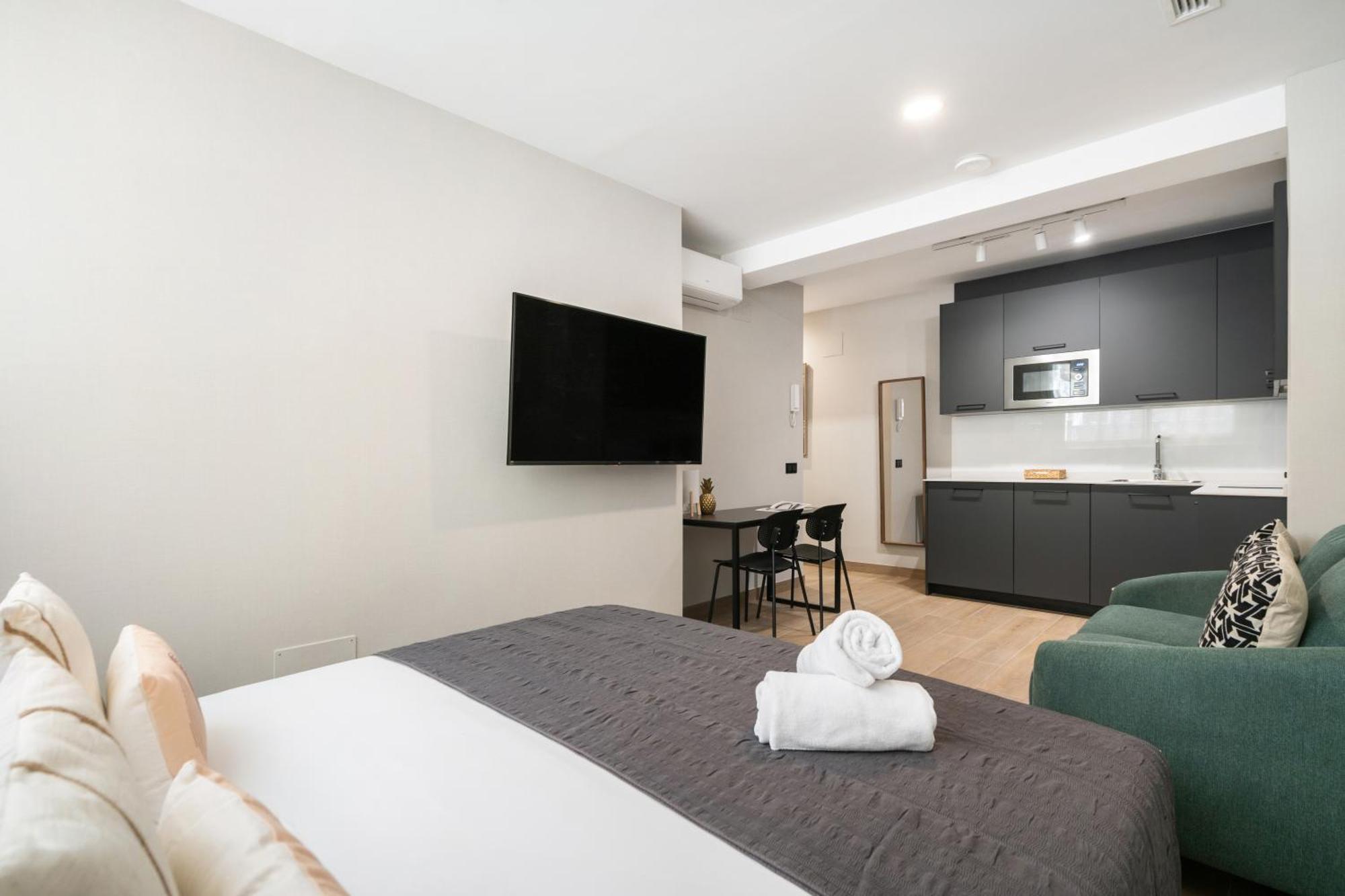 Dobo Madrid Cabrera Apartment Екстериор снимка