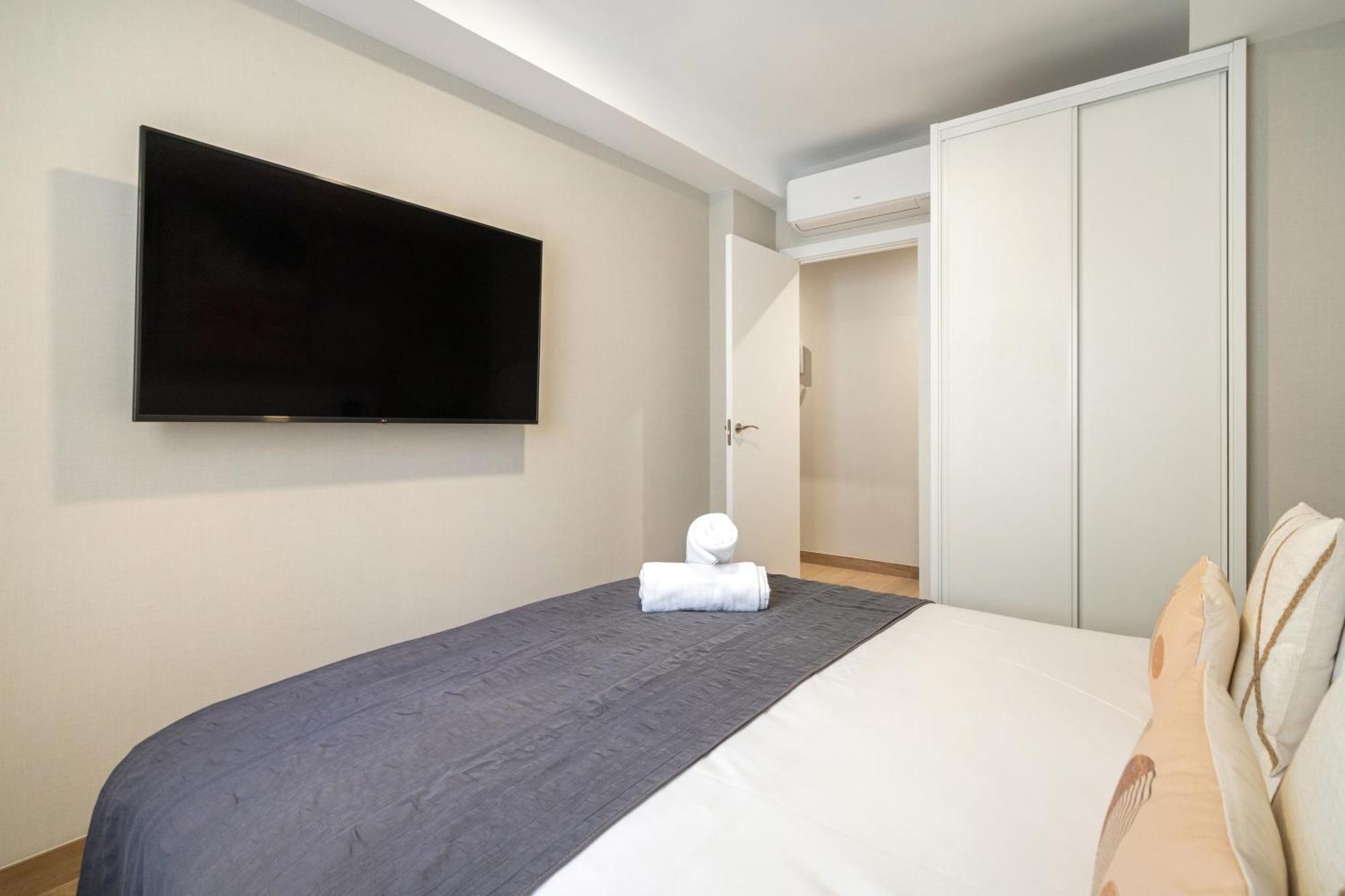 Dobo Madrid Cabrera Apartment Екстериор снимка