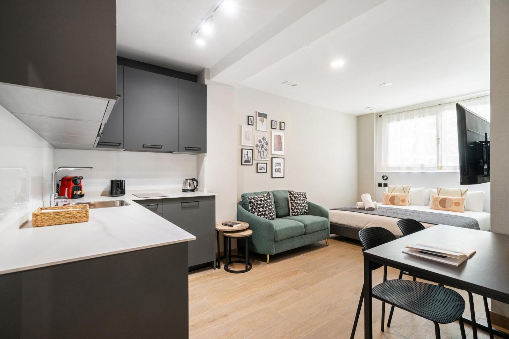 Dobo Madrid Cabrera Apartment Екстериор снимка