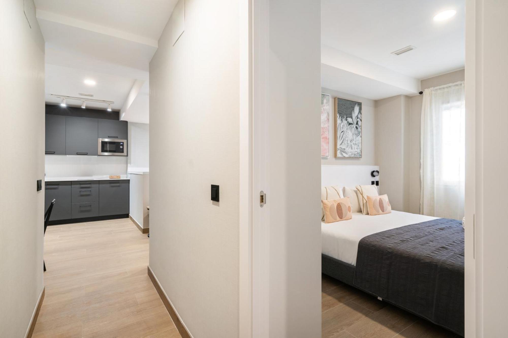 Dobo Madrid Cabrera Apartment Екстериор снимка